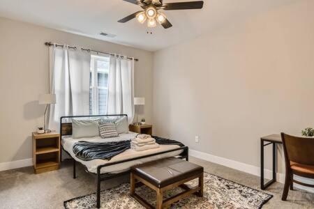 New Build 5 Min To Broadway Sleeps 10 Villa Nashville Exteriör bild