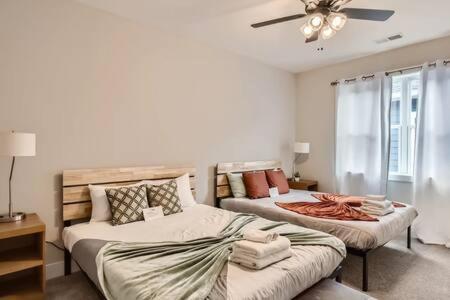 New Build 5 Min To Broadway Sleeps 10 Villa Nashville Exteriör bild