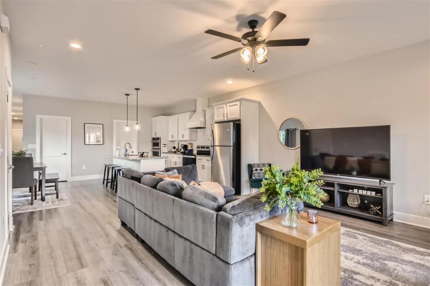 New Build 5 Min To Broadway Sleeps 10 Villa Nashville Exteriör bild